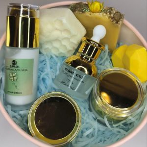 Подарочный набор косметики экстра увлажнение и питание «De luxe» (нет в наличии)